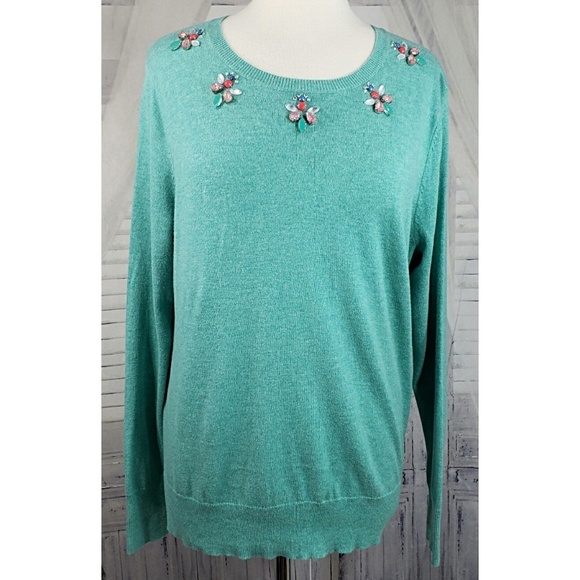 Pretty jeweled neck sweater - Picture 1 of 6